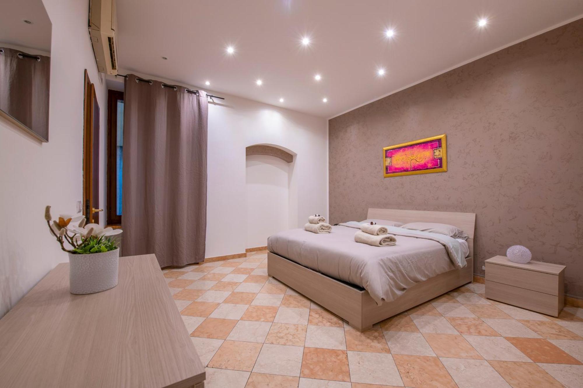 Palace Home Mazzini Verona Center 1 Buitenkant foto