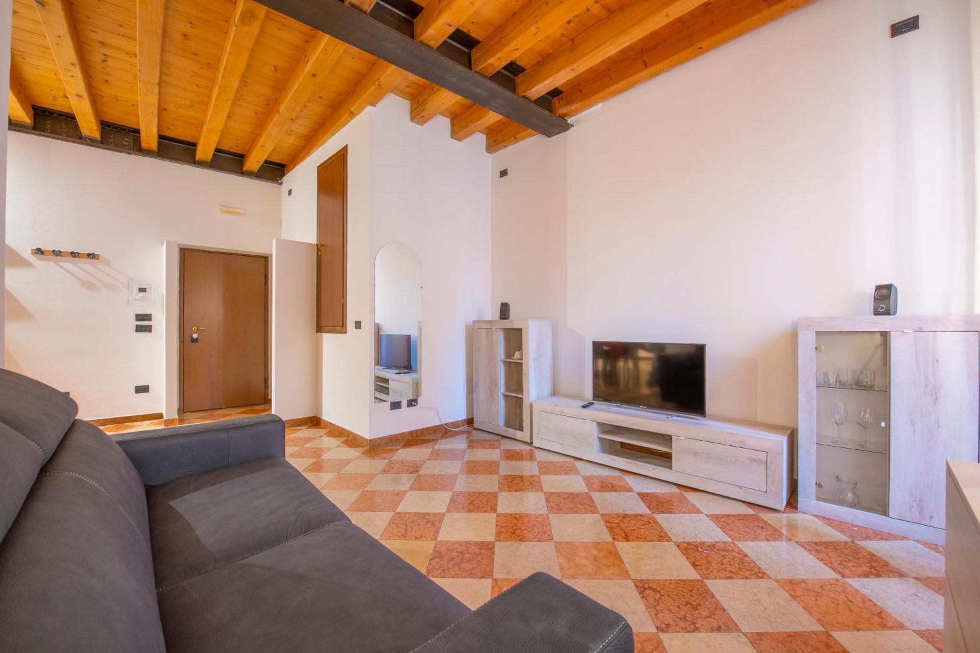 Palace Home Mazzini Verona Center 1 Buitenkant foto